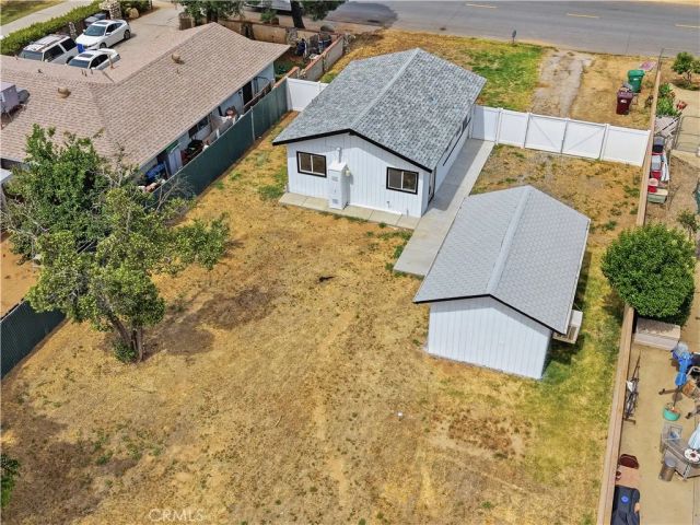 950 Michigan, Beaumont, CA 92223
