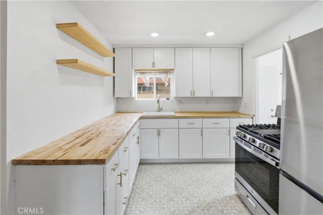 950 Michigan, Beaumont, CA 92223