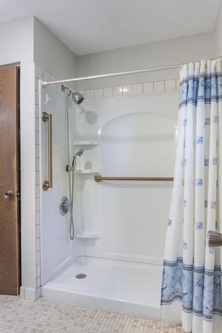 110105 Arboretum Way, Chaska, MN 55318