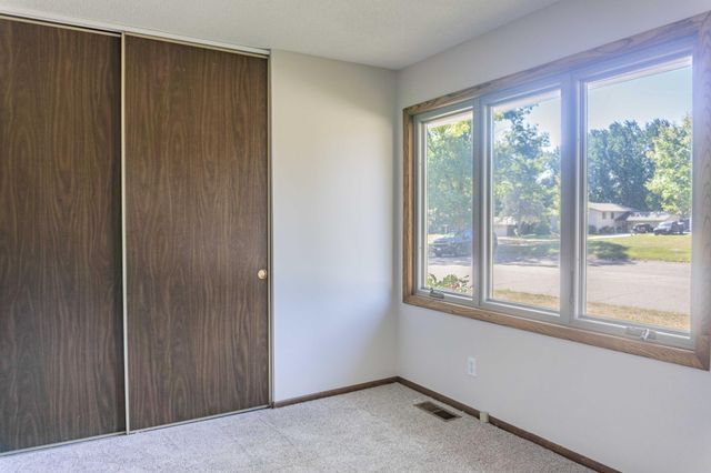 110105 Arboretum Way, Chaska, MN 55318