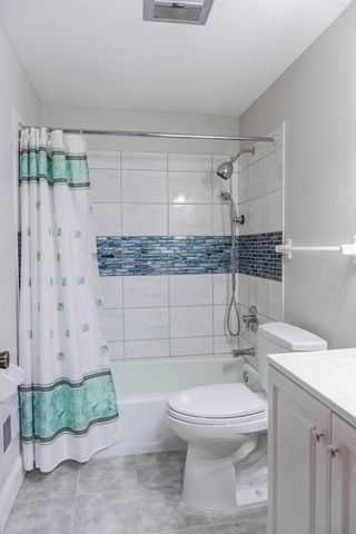 110105 Arboretum Way, Chaska, MN 55318