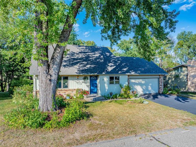 110105 Arboretum Way, Chaska, MN 55318