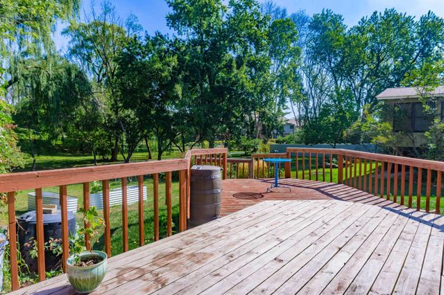 110105 Arboretum Way, Chaska, MN 55318