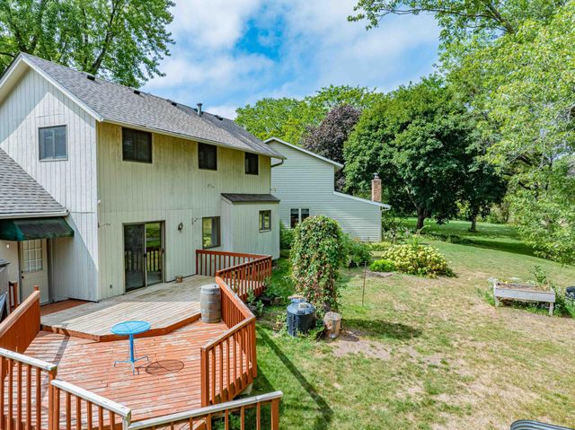 110105 Arboretum Way, Chaska, MN 55318