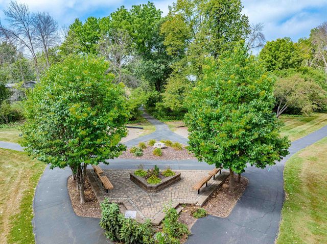 110105 Arboretum Way, Chaska, MN 55318