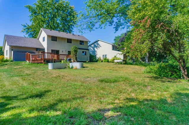 110105 Arboretum Way, Chaska, MN 55318