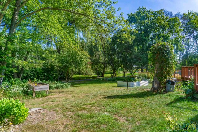 110105 Arboretum Way, Chaska, MN 55318