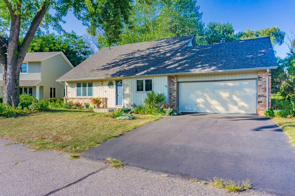110105 Arboretum Way, Chaska, MN 55318 — photo 3