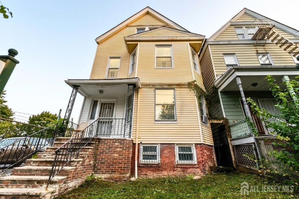 148 Fairmount Avenue 2, Newark, NJ 07103