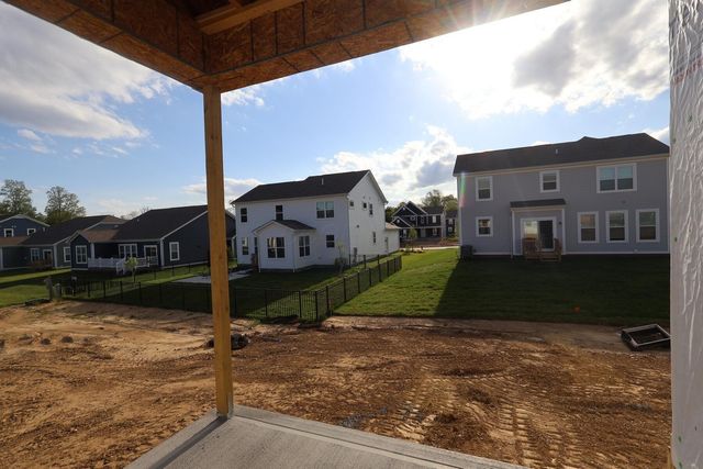 412 Fannin Drive, Pataskala, OH 43062