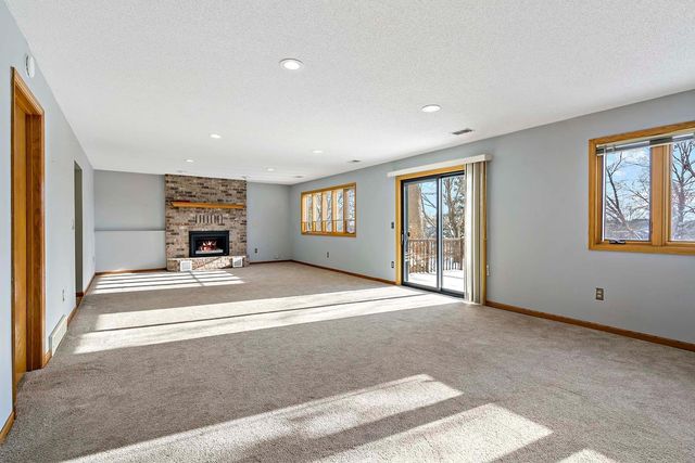 17384 Harding Lane, Lakeville, MN 55044