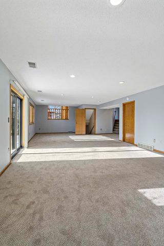 17384 Harding Lane, Lakeville, MN 55044