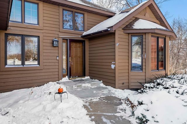 17384 Harding Lane, Lakeville, MN 55044