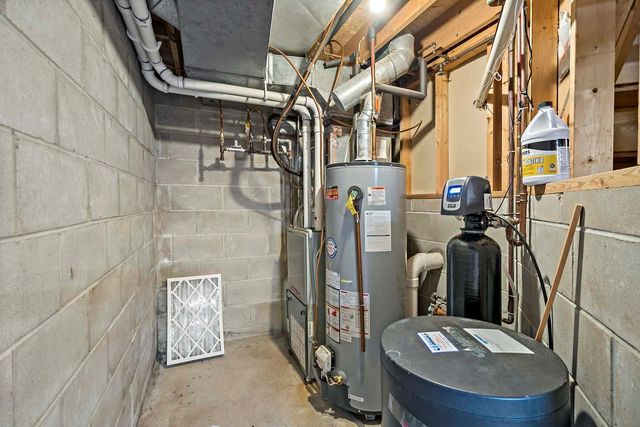 17384 Harding Lane, Lakeville, MN 55044