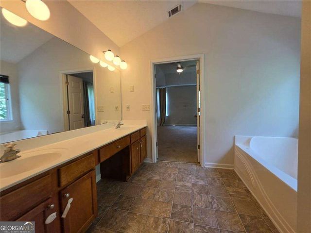 3983 Roxberry Hill Lane, Buford, GA 30518