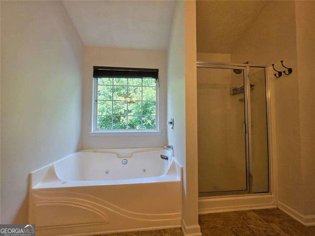 3983 Roxberry Hill Lane, Buford, GA 30518