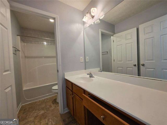 3983 Roxberry Hill Lane, Buford, GA 30518
