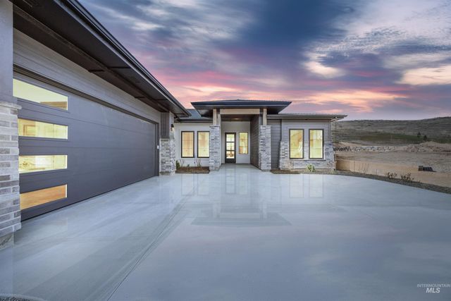 7237 N Firhill Pl, Eagle, ID 83616