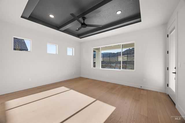 7237 N Firhill Pl, Eagle, ID 83616