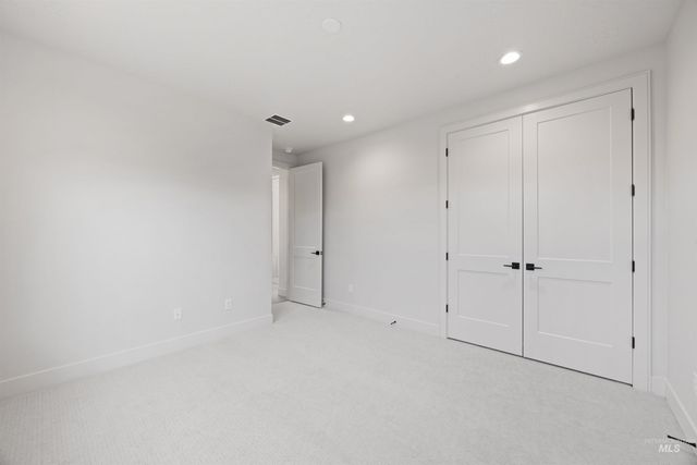 7237 N Firhill Pl, Eagle, ID 83616