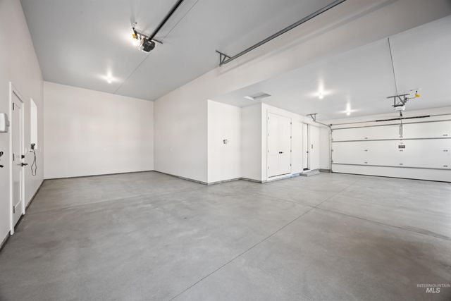 7237 N Firhill Pl, Eagle, ID 83616