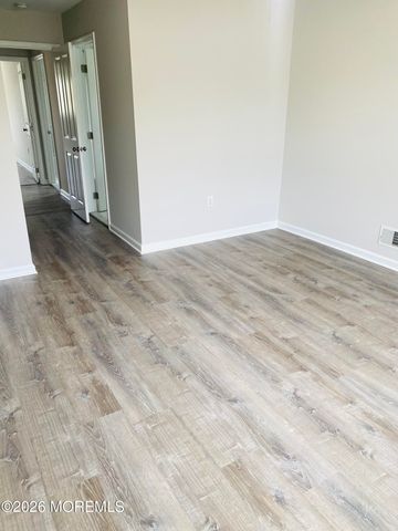 203 Longfellow Avenue, Toms River, NJ 08753