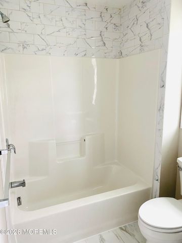 203 Longfellow Avenue, Toms River, NJ 08753