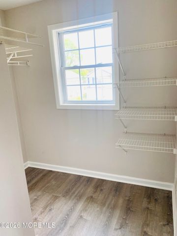 203 Longfellow Avenue, Toms River, NJ 08753