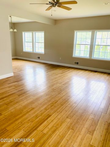 203 Longfellow Avenue, Toms River, NJ 08753