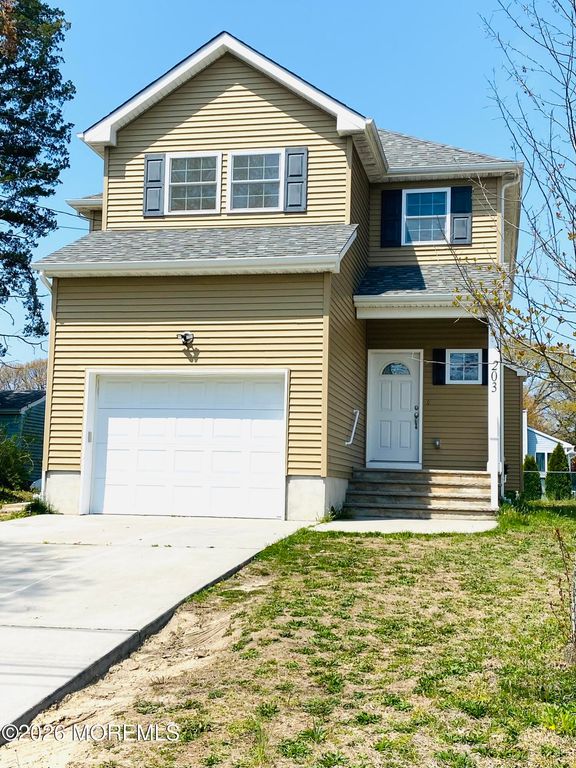 203 Longfellow Avenue, Toms River, NJ 08753