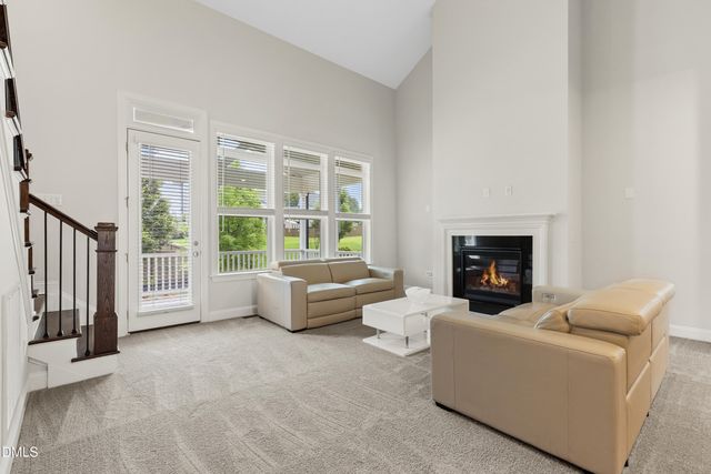 912 Village View Lane, Cary, NC 27519