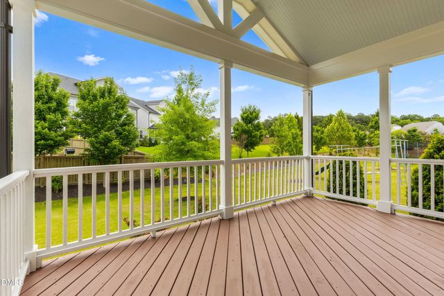 912 Village View Lane, Cary, NC 27519