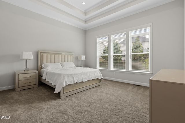 912 Village View Lane, Cary, NC 27519