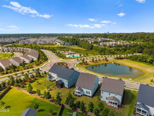 912 Village View Lane, Cary, NC 27519