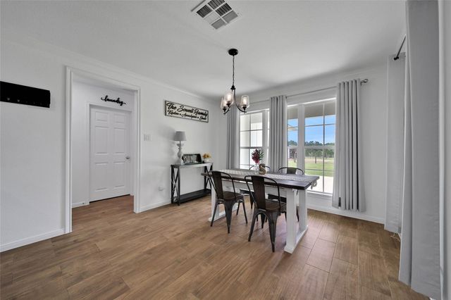 2063 White Buck Court, Cleveland, TX 77328