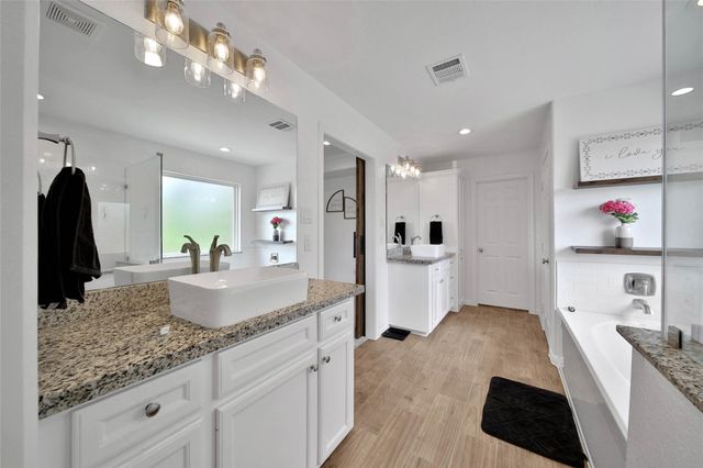 2063 White Buck Court, Cleveland, TX 77328