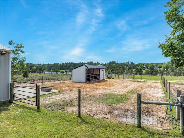 2063 White Buck Court, Cleveland, TX 77328