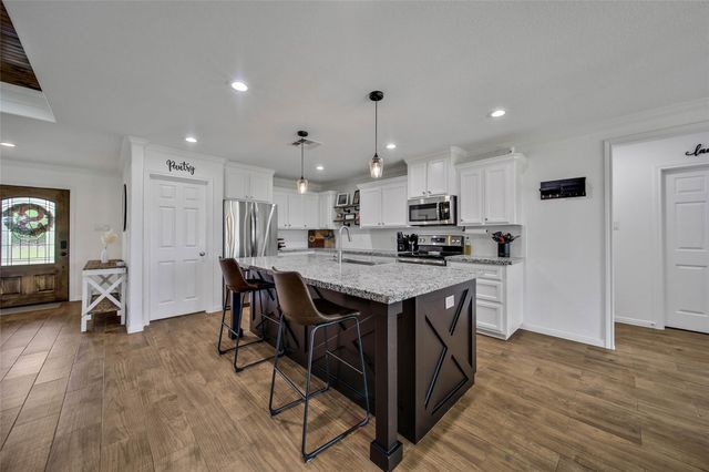 2063 White Buck Court, Cleveland, TX 77328