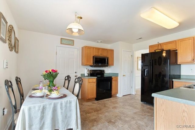 3312 Greenham Dr, Chester, VA 23831