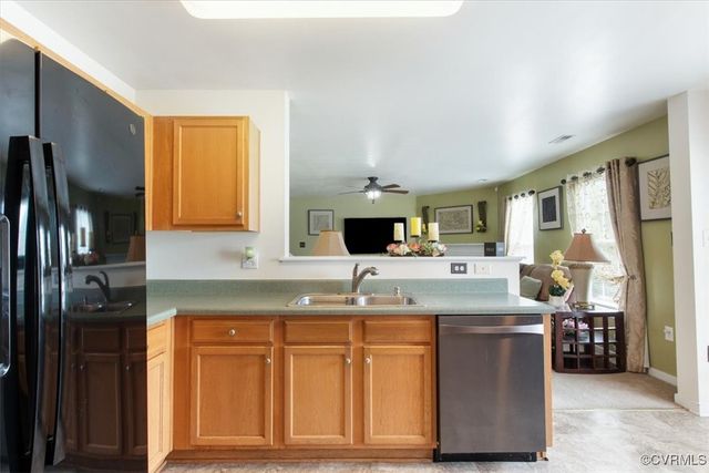 3312 Greenham Dr, Chester, VA 23831