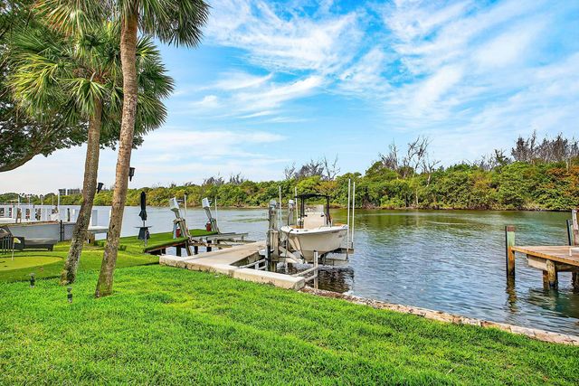 605 NE 19th Avenue, Deerfield Beach, FL 33441