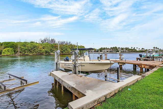 605 NE 19th Avenue, Deerfield Beach, FL 33441