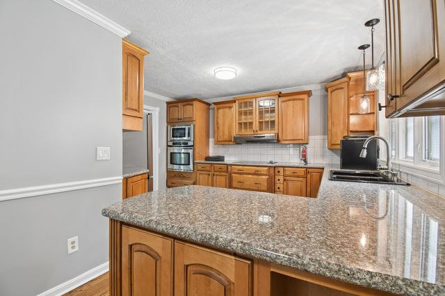 822 Lindenhaven Road, Columbus, OH 43230