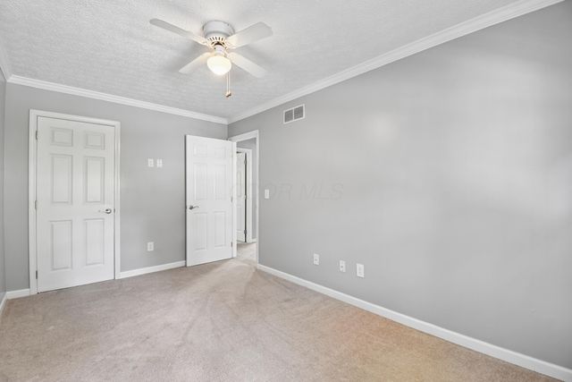 822 Lindenhaven Road, Columbus, OH 43230