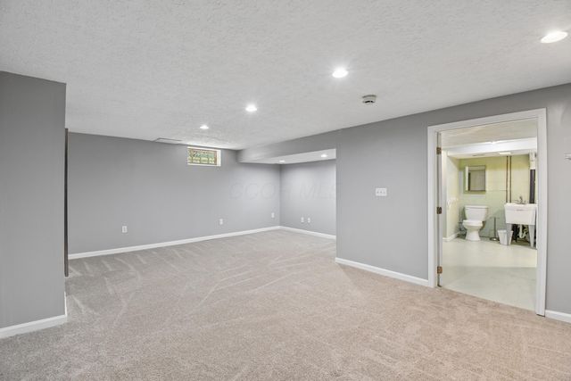 822 Lindenhaven Road, Columbus, OH 43230