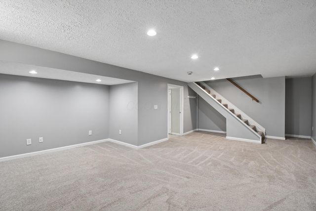 822 Lindenhaven Road, Columbus, OH 43230