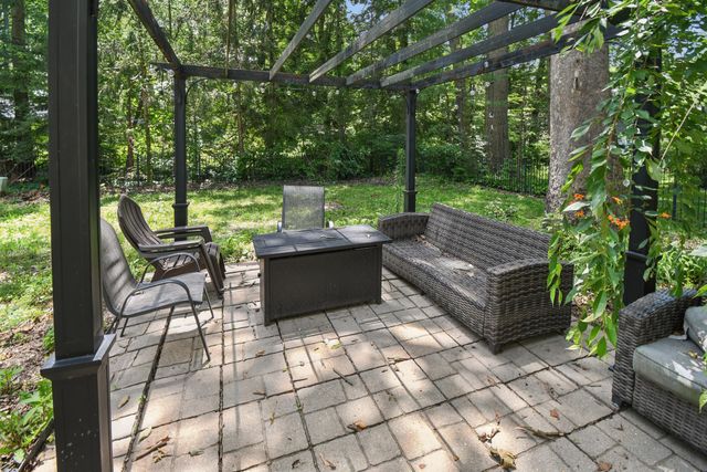 822 Lindenhaven Road, Columbus, OH 43230