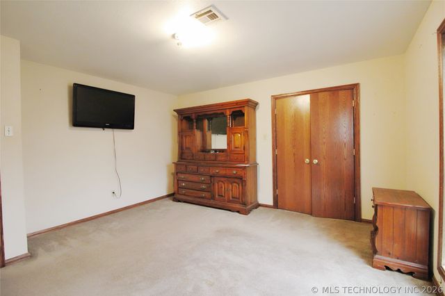 15085 Box Elder Road, Okmulgee, OK 74447