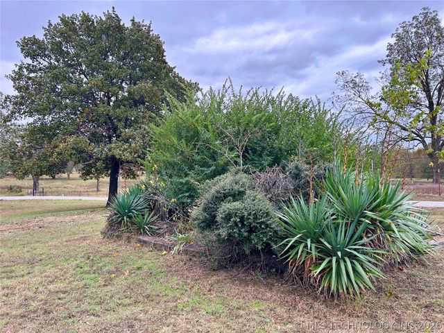 15085 Box Elder Road, Okmulgee, OK 74447