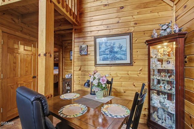 1023 Gordon Way, Sevierville, TN 37876